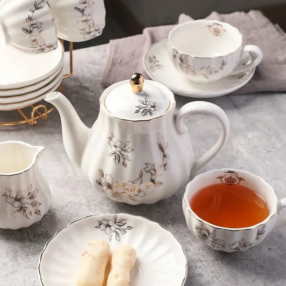 British Royal Tea Set w/ Teapot – 8oz