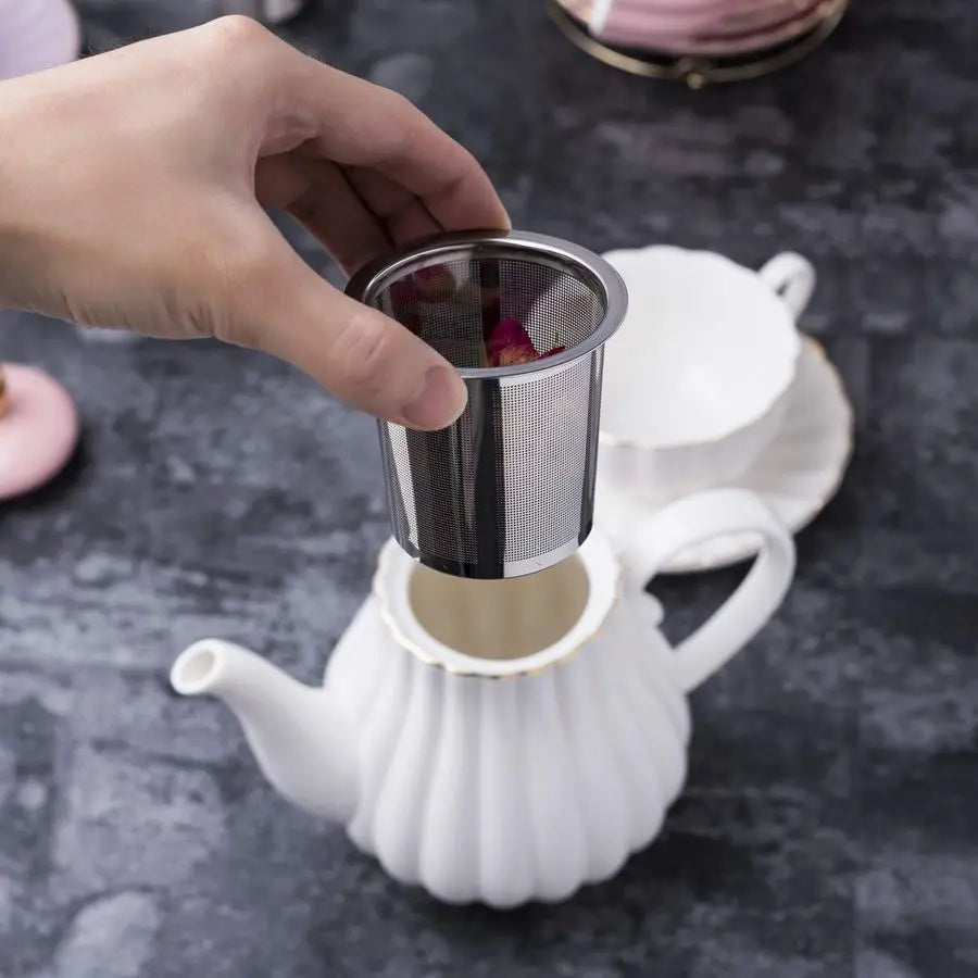 White Porcelain Tea Set – 17pc